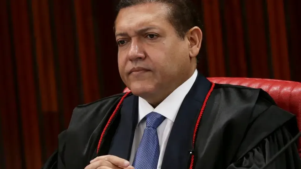 O novo presidente do TSE, indicado por Jair Bolsonaro, inicia sua gest&atilde;o a cinco meses das elei&ccedil;&otilde;es, com foco na integridade do processo eleitoral.