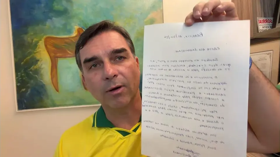 Moraes suspende visitas de Fl&aacute;vio Bolsonaro ao pai por 90 dias ap&oacute;s divulga&ccedil;&atilde;o de carta