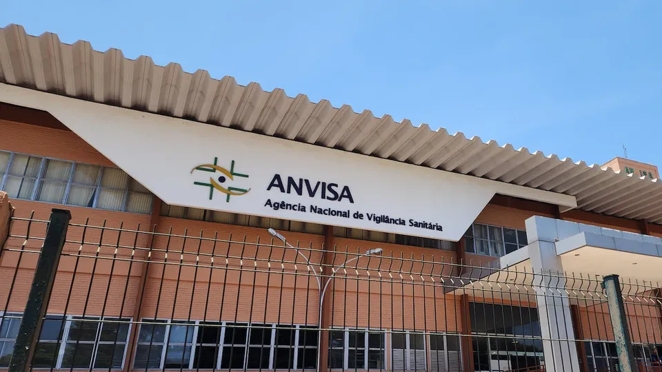 Anvisa pro&iacute;be suplementos alimentares de marcas Newfit e SharkPro por irregularidades