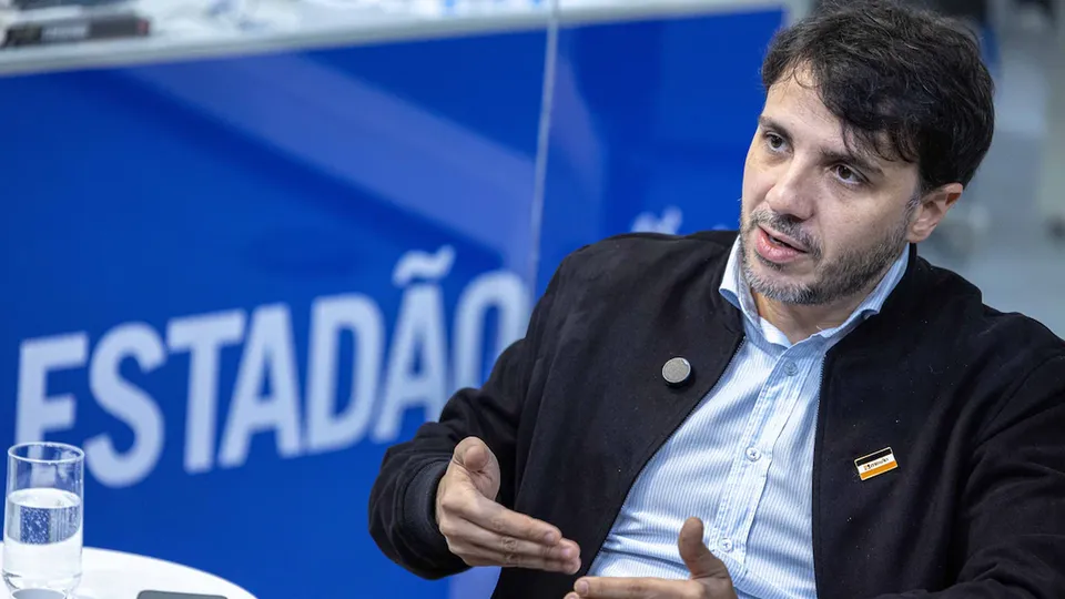 Toffoli revoga restri&ccedil;&otilde;es e libera campanha digital de Renan Santos &agrave; Presid&ecirc;ncia
